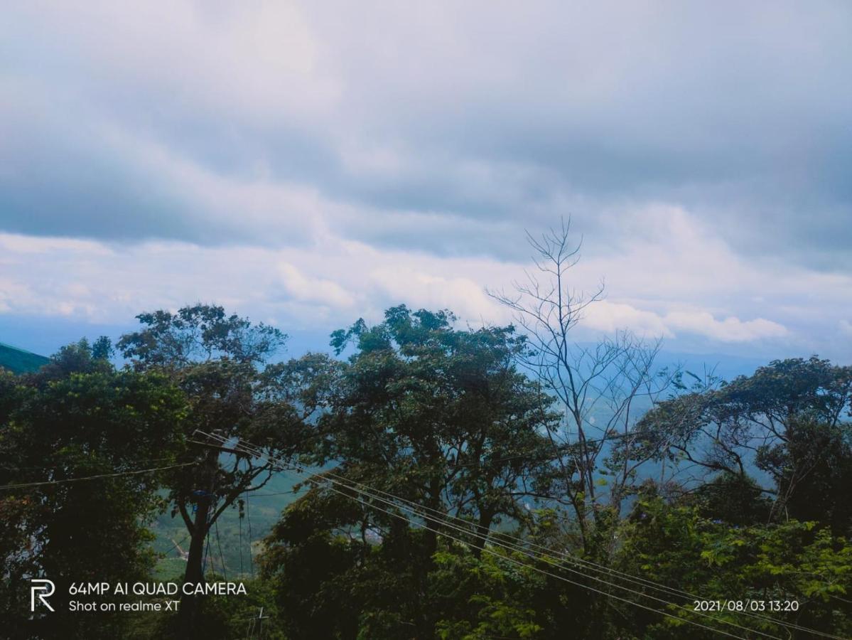 Deshadan Mountain Resort -The Highest Resort In Munnar Kültér fotó